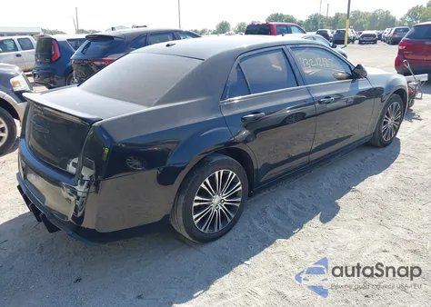 2013 Chrysler 300 300S z USA, uszkodzony, nr VIN 2C3CCAGG9DH567441